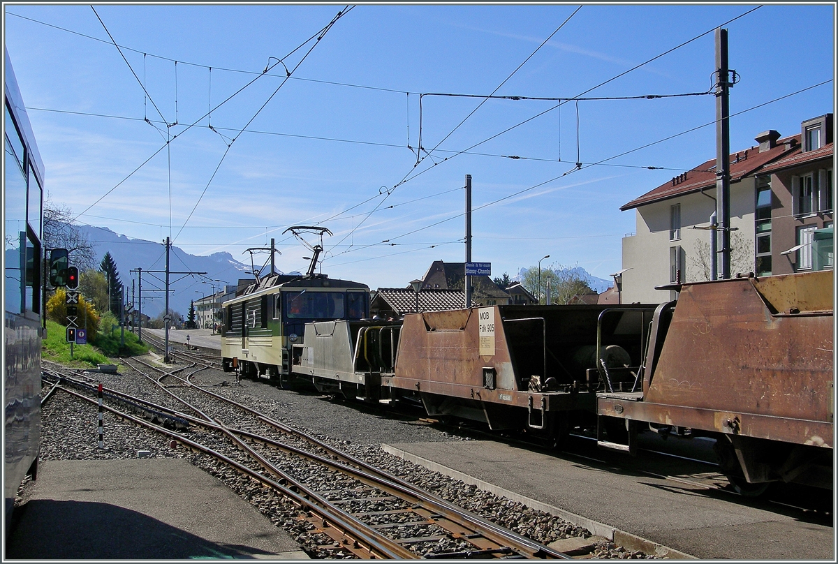 So von hinten fand ich, hat der MOB Schotterzug auch seine Reize.
10. April 2014