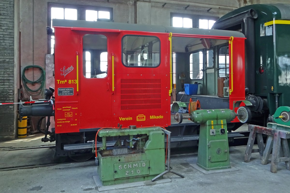Tm 813 der Verein Mikado 1244 steht am 26 Mai 2019 in der Lokschuppen van Brugg AG.