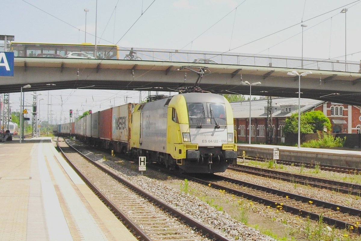 U2-096 durchfahrt am 15 Mai 2012 Regensburg Hbf. 