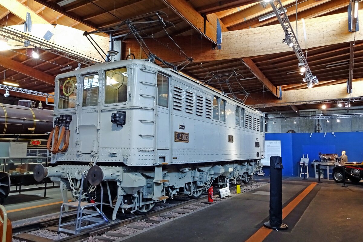 Von 1923-1928 bestelletn die Chemins du Fer de MIDI (S�dfrankreich) 40 Reisezugloks f:ur die Z�ge in die Pyren�enstrecken. Die 40 700 PK starke Loks wurden bei der MIDI als E 4001-4040 bezeichnet; ab 1938 in SNCF BB 1501-1540 umgenummerd. Die letzte Loks wurden in 1978 ausgemusterd, aber E 4002 blieb erhalten und steht ins Cit� du Train in Mulhouse,. wo sie am 30 Mai 2019 auf den Chip gerettet wurde.