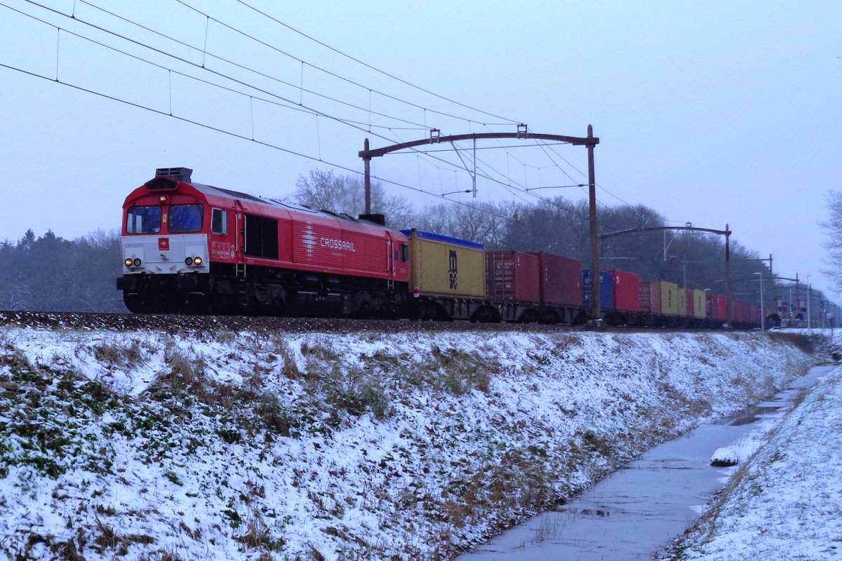 XR DE 6310 durchfahrt mit der Neuss-Shuttle Tilburg Oude Warande am 24 Jänner 2019.