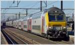 . Der ICe 1511 Knokke/Blankenberge - Tongres (Tongeren) f�hrt am 14.02.2009 in den Bahnhof Gent Sint Pieters ein. (Jeanny) 

Dieser Zug besteht aus zwei Loks der S�rie 27 und M 6 Wagen (davon zwei M 6 Steuerwagen). Ein Teil des Zuges kommt aus Knokke, der andere aus Blankenberge und in Brugge werden sie zusammengekuppelt, um gemeinsam nach Tongres (Tongeren) zu fahren.