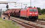 DB 185 330-5, REV/LD X/22.04.16, Verl/AM9/04.04.23 mit G�terzug in Pattburg am 08.07.2022