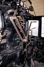 P 8 Nr.2412 im Werksmuseum der LHB/Alstom in Salzgitter-Watenstedt im Februar 1980; Führerstand.