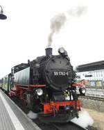 99 1762-6  Lößnitzdackel  in Radebeul-Ost am 11.04.2016.