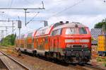 DB 218 407-5 schiebt hier eine RB nach Husum und verl�sst gerade den Bhf J�bek.