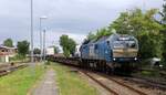 RAG/RDC 251 003-0 Einfahrt Niebüll mit einem AZS von Westerland kommend.