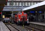 DB 362 574-6(REV/BCS X/23.06.08, Verl/AM9/21.03.16)hat gerade den DDm Autotransportwagen des EN 490 an die Verladung rangiert.