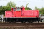 363 817-8 dieselt hier gem�tlich durch HH-Harburg.