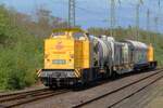 DB Bahnbau/Netz 203 315 bekommt das Hin-und-Her im Bahnhof Rheinhausen am 12 Juni 2022.