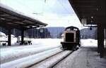 211 217-5 in Titisee am 29.12.1981.