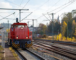   Die Lok 4 der Railflex GmbH (92 80 1275 111-3 D-RF), eine MaK G 1206, f�hrt am 12.11.2016 als Lz durch den Bahnhof Betzdorf/Sieg.