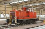 Die 363 238-7 der DB Schenker Rail Deutschland AG, ex DB 365 238-5, ex DB 361 238-9, ex DB 261 238-0 und ex V 60 1238, ist am 25.08.2013 im Hauptbahnhof Chemnitz abgestellt.