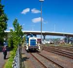   Zwei schöne alte Damen am 10.05.2015 beim Hauptbahnhof Siegen....