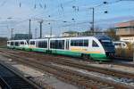 VOGTLANDBAHN/TRILEX: Bis zum Fahrplanwechsel 2014 wurden die gr�nen Dieseltriebz�ge der BR 642 von VOGTLANDBAHN auf TRILEX umbenannt.