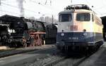 50 3600 und 110 333-2 in Nördlingen am 02.04.1995.