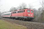 115 198-4 mit IC Wagen; Rückführung reparierter Wagen in Ulm am 27.01.2012.