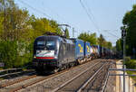 Die schwarze MRCE Dispolok ES 64 U2-065/ LZB 182 565-2 (91 80 6182 565-2 D-DISPO) fährt am 20.04.2018 mit einem KLV-Zug durch den Bf. Bonn UN Campus in Richtung Köln.

Die Siemens ES64U2 wurde 2004 von Siemens-TS Werk in Linz unter Fabriknummer 21047 gebaut und an die damalige Siemens Dispolok GmbH in München (heute MRCE - Mitsui Rail Capital Europe GmbH) geliefert. 
