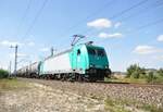 185 575-8 mit Kesselwagen-Ganzzug in Neu-Ulm am 15.09.2011.