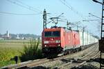 185 273-0 von Railion und eine weitere 185 mit Containerzug in Neu-Ulm Pfuhl am 03.10.2013.