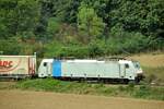 186 110-3 mit Satteltaschenwage (90 80 6 186 110-3 D-Rpool) mit Mars Logistics Sattelaufliegern bei Amstetten am10.09.2023.