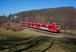 Der „Quietschie“ 425 066-8 / 425 566-7 der DB Regio f�hrt am 10.03.2022 auf Tfzf bei Rudersdorf (Kr.
