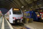  Der S�WEX FLIRT 429 122 (f�nfteiligen Stadler FLIRT 3) steht am fr�hen Morgen des 05.10.2015 (6:56 Uhr) im Hauptbahnhof Frankfurt am Main, als RE 2  Mittelrhein-Main-Express  (RMV LINIE 80 - Umlauf