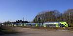 Bombardiers hochmoderne S-Bahn...�hm...ein Twindexx als RE7 nach Hamburg beim Halt in Schleswig..05.04.2020