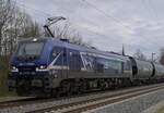2019 305-9 der RTB Cargo  mit Getreidewagen in Th�ngersheim gen Karlstadt fahrend am Samstag den 17.2.2024