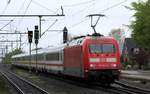 101 004 mit dem IC 468 aus Basel bad Bhf kommend bei der Durchfahrt in J�bek.