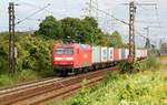 145 009-7 mit Containerzug, Ahlten 01.09.2012.