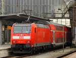 DB 146 125-0 mit dem RE9 nach Osnabrück Hbf steht abfahrbereit im Bremer Hbf.