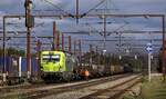ATLU/GreenCargo 193 407-4, REV/MMAL/10.08.23 mit leerem Langschienenzug und ein paar anderen G�terwagen. Pattburg/DK 15.05.2026
