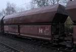 D-DB 80 81 6638 786-6 Gattung Falns1 83.1, Vierachsiger Selbstentlade/Sch�ttgutwagen HH-Harburg 28.11.2020