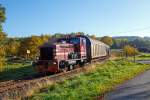   Die V 26.3 (Lok 3) der Westerwaldbahn (WEBA) eine Jung R 30 B, am 27.10.2015 mit einem kurzen Güterzug auf dem Weg von Weitefeld, via Bindweide, nach Scheuerfeld/Sieg, hier fährt sie nun