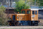   Die Jung 13692 eine Jung RK 8 B, steht am 11.04.2016 beim Bahnhof Bonn-Beuel.