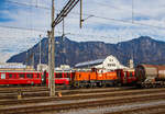 Damals am 20 Februar 2017 ein Einzelstück der Rhätischen Bahn, die RhB Gm 4/4 - 241 beim Manöver im Bahnhof Landquart. Nun hat es wieder ein neues Farbkleid und ist (seit dem 17 November 2023) wieder die „Vulkan-Expreß“-Diesellok  D 4  vom „Vulkan-Expreß“, die Diesellok  D 4  der Brohltal.