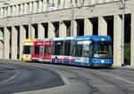 Straßenbahn / Stadtverkehr; Dresden;      NGT 8 DD Nr.2722 von Bombardier Baujahr 2002 in Dresden mit Werbung den VVO.