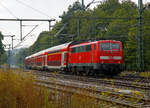   Die 111 118 (91 80 6111 118-6 D-DB) schiebt den RE 9 am 17.08.2020 von Au (Sieg) weiter in Richtung Köln.