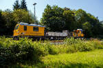 Das Gleisarbeitsfahrzeug „Hummel“ 746 014 (99 80 9110 014-4 D-DBMP), ein Plasser & Theurer GAF auf der MISS-Plattform, der DB InfraGO Netz Instandhaltung, ex DB Netz AG war am 19 Juni 2026 im Bahnhof Herdorf im Einsatz. Hier wurden die Fl�gel der Formsignale getauscht. 

Das Gleisarbeitsfahrzeug (GAF) wurde 2019 von Plasser & Theurer in Linz/Donau (�sterreich) unter der Fabriknummer 6702 gebaut. 