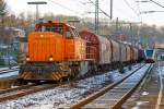   Bahnhof Betzdorf/Sieg am 06.02.2015:   Während ein GTW 2/6 der gerade auf Gleis 102 aus Neunkirchen via Herdorf eingefahren ist, wartet auf Gleis 103 die Lok 46 (92 80 1277 807-4 D-KSW) der