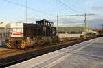 Damals Captrain 5001555 steht am 12 November 2015 mit ein Leerzug in Tilburg.
