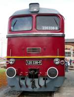 120 338-9 (220 338-8) im Bw Dresden Altstadt am 17.04.2015.