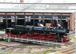 52 8154-8 auf der drehscheibe im Bw Dresden Altstadt am 16.04.2015.
