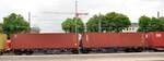 Containerwagen 3780 4980 023-8 tEN D-RCW Sggrss ERR in Ulm am 11.05.2023, beladen mit jeweil 1 40 Fu� Container FFAU 383728 45 G und tex FGHU R 84078;45 G1.