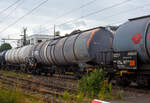 Vierachsiger 95 m³ Drehgestell-Kesselwagen mit Bremserbühne (Mineralöl-Kesselwagen) 33 80 7840 436-9 D-VTG der Gattung Zacns der der VTG Rail Europe GmbH (Hamburg), laut