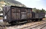 Alte Schmalspur-G�terwagen im Bahnbereich Digne am 17.08.1979.