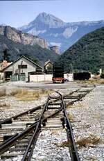 Normalspur - Schmalspur-Kreuzung bei Digne am 17.08.1979.