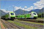 Trenord ETR 421  Rock  warten in Domodossola auf ihre nächsten Einsätze nach Milano.