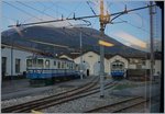 Leider kein besonders schönes Bild, aber eine Möglichkeit die beiden SSIF De 4/4 (?) im Betriebsbahnhof von Domodossla zu zeigen..